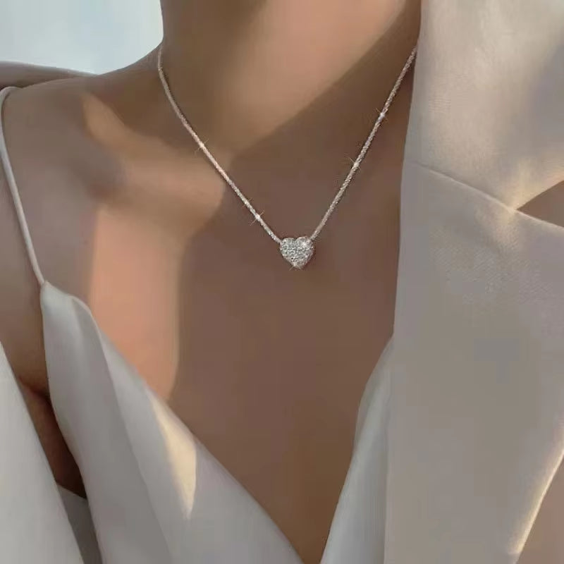 Elevate Your Elegance with the Popular Sparkling Clavicle Chain Choker Necklace for Women - Perfect for Weddings, Parties, and Birthday Celebrations